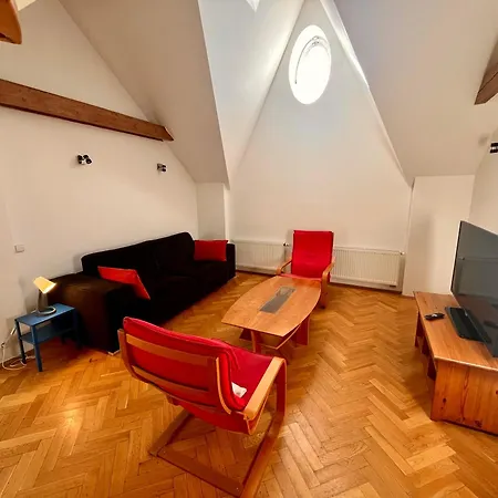 Riverbridge Apartment