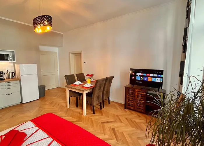 Riverbridge Apartment *